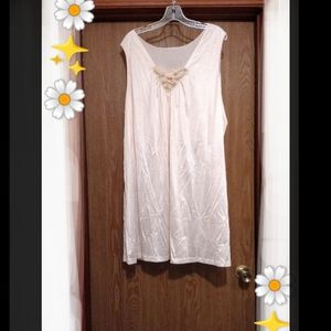 Cream white Slips 🌼size 3XL